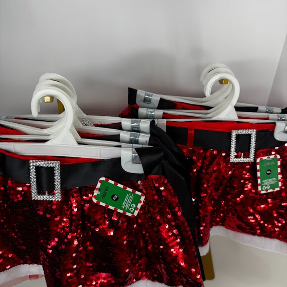 Claire’s Red Sequin Santa Skirt S/M– Holiday Party Christmas –New with Tags - Picture 4 of 8